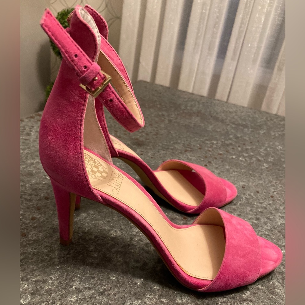 Vince Camuto Hot Pink Heels - Picture 2 of 6